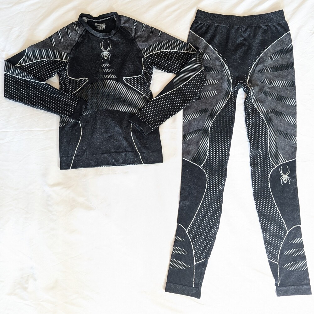 Like-New SPYDER Base Layer Pair - Small